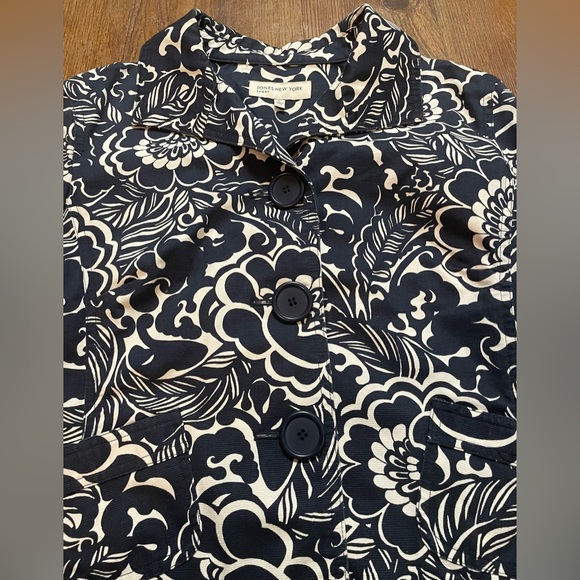 Jones New York Jacket - Picture 3 of 5